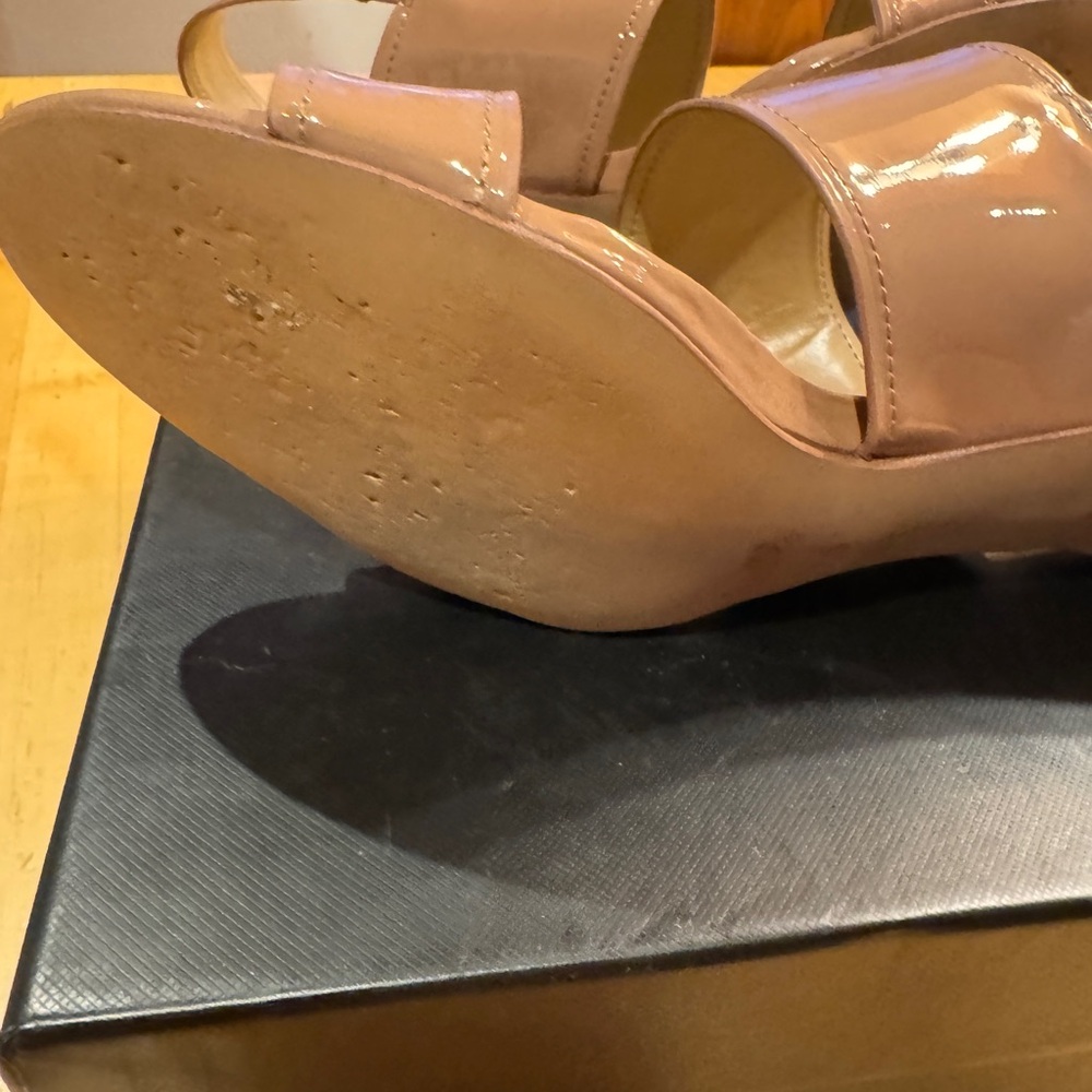 Coach Marla Patent Leather Turnlock Slingback Sandal Heels, EUC, 7.5 - Picture 6 of 8